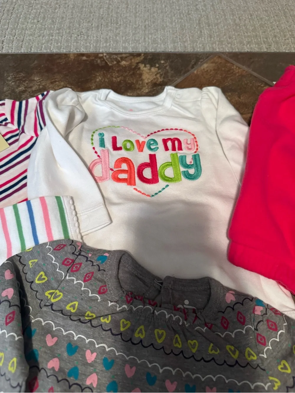 NWT 3/3-6mth baby 4 Bodysuits with Pink fleece pants